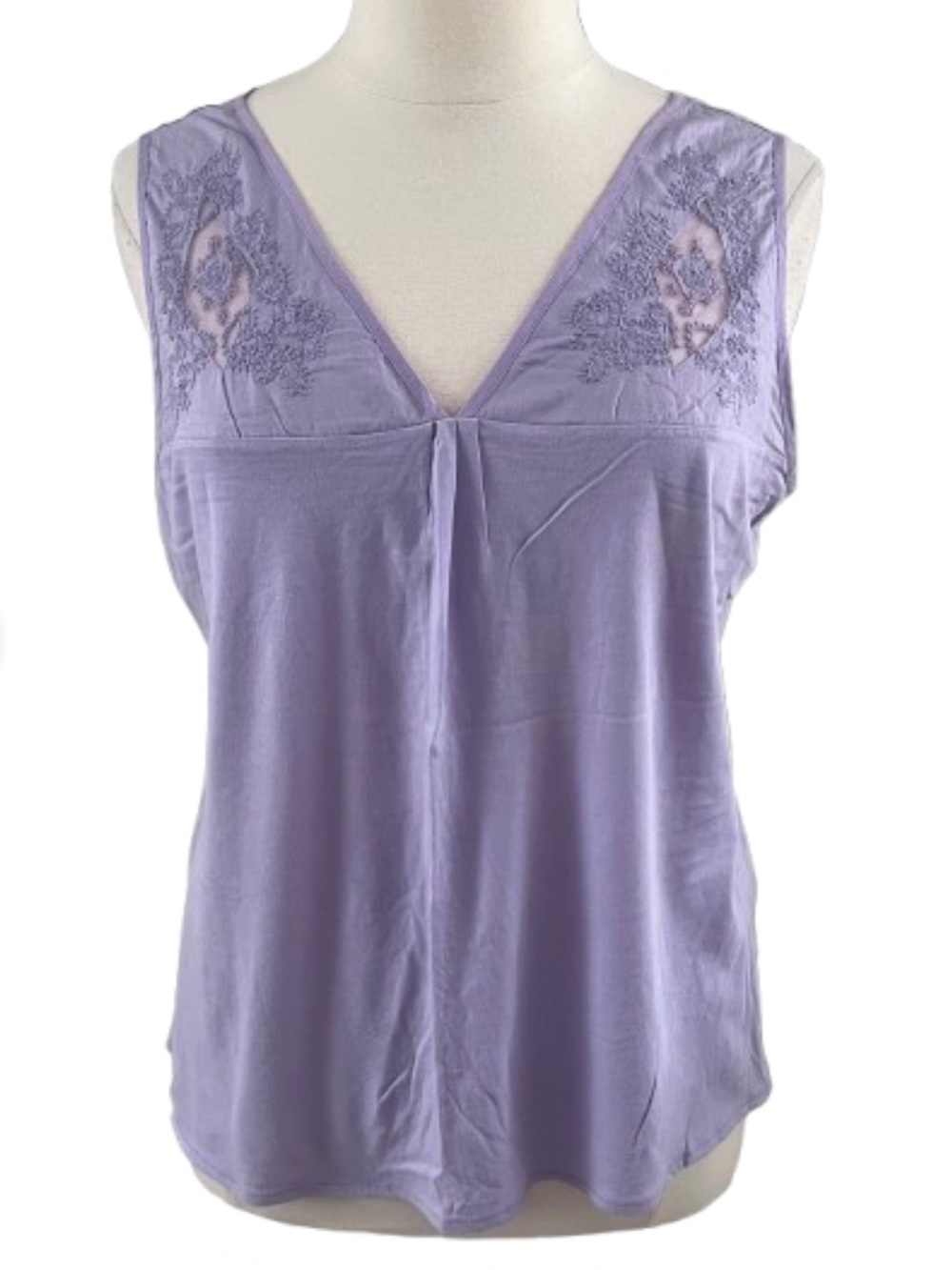 Lavender Embroidered V-Neck Sleeveless Camisole